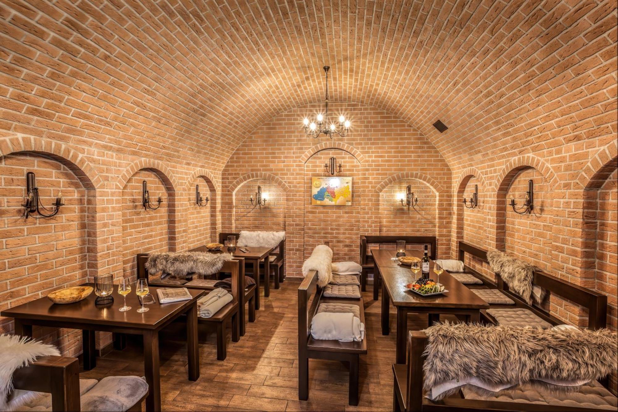 Hotel Lidovy Dum Бзенец Екстер'єр фото